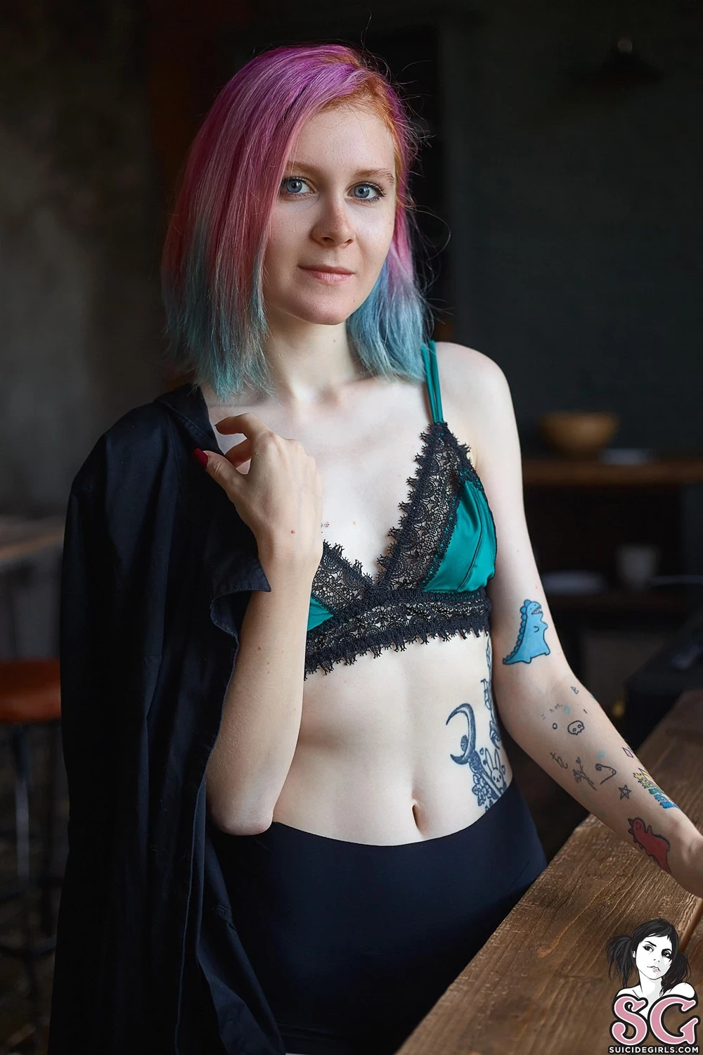 [Suicide Girls] Dolphie - Cherry Blossom