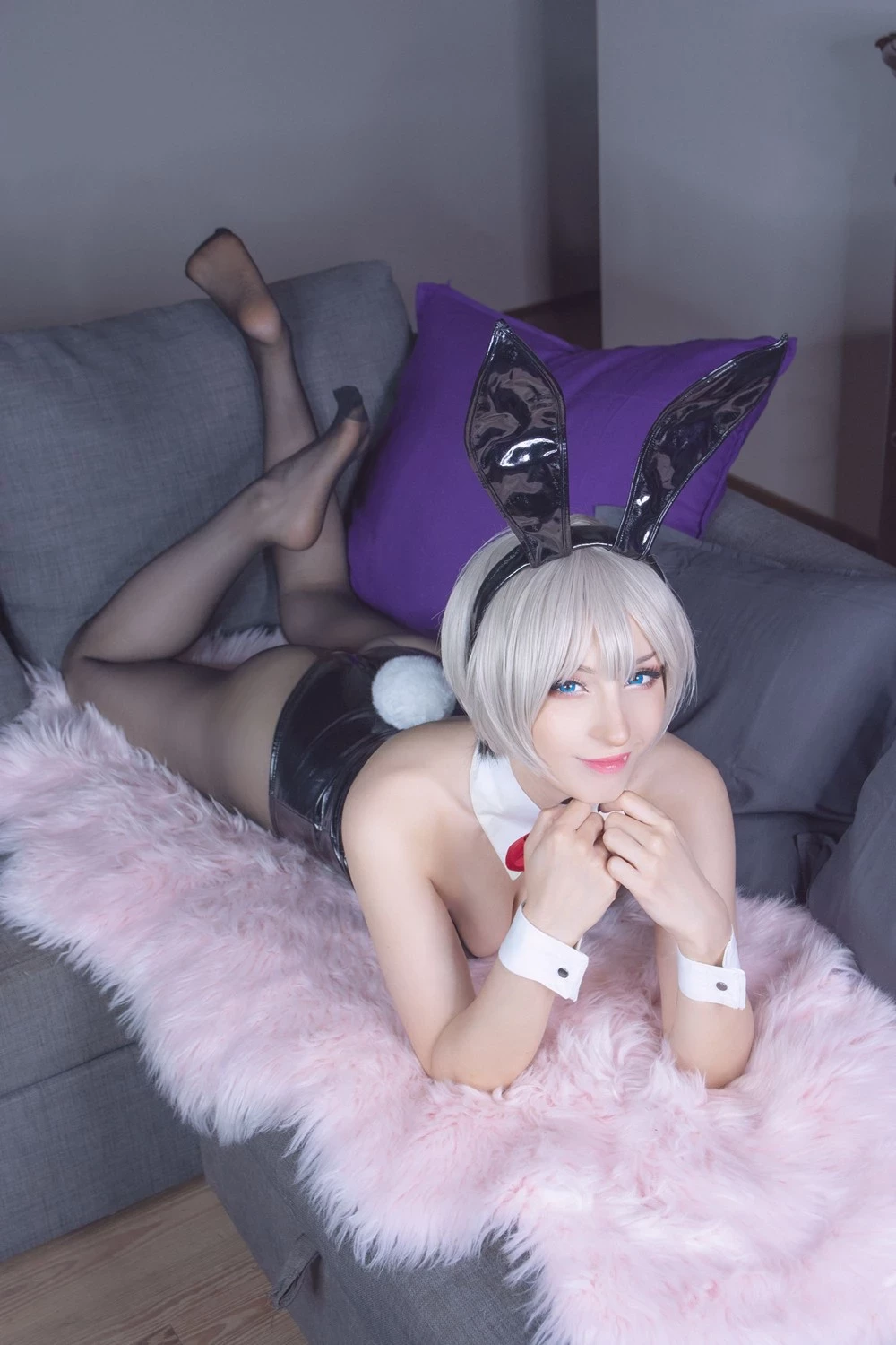 ShiroKitsune - Uzaki Bunny Girl [Uzaki-chan wa Asobitai!]