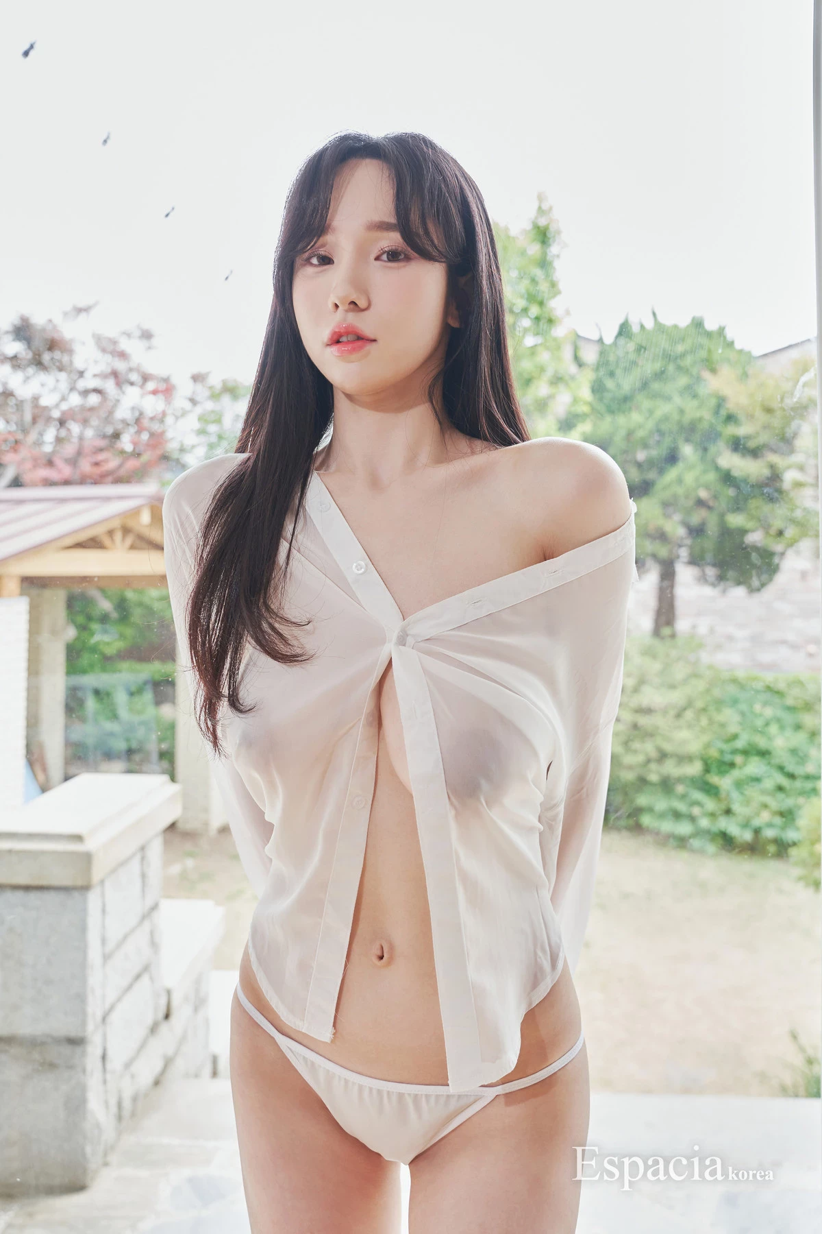 [YUNHA] “性感完美腰线＋致命雪乳” 网友一看都饿了 [41P]