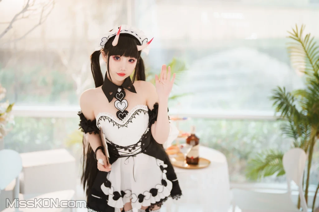 Coser@面饼仙儿 No.122： 能代女仆 [31 photos]