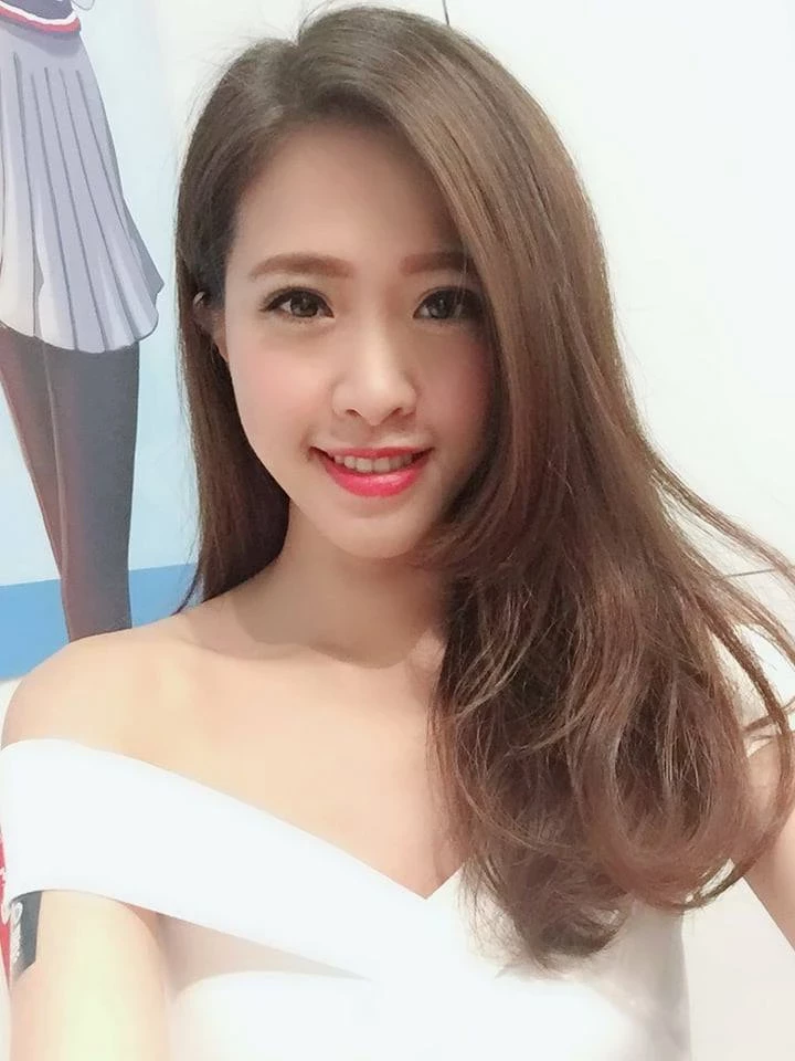 庙会美女