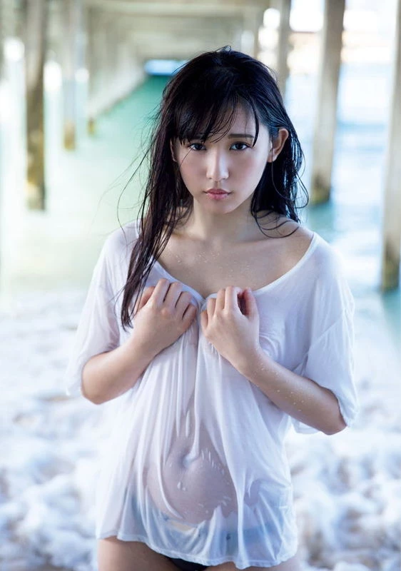 浅川梨奈 グラビア活动休止から复活した浅川梨奈 3rd写真集に収まりきらなかった秘...