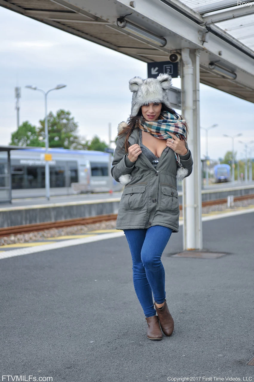 Brunette solo girl exposes herself in ripped hose and tights in public places [16P]