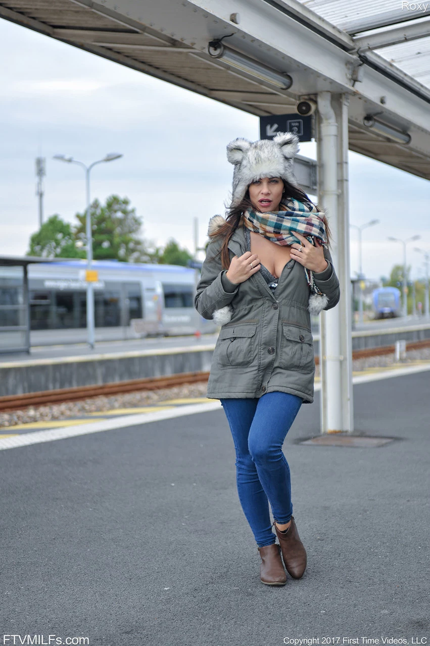 Brunette solo girl exposes herself in ripped hose and tights in public places [16P]