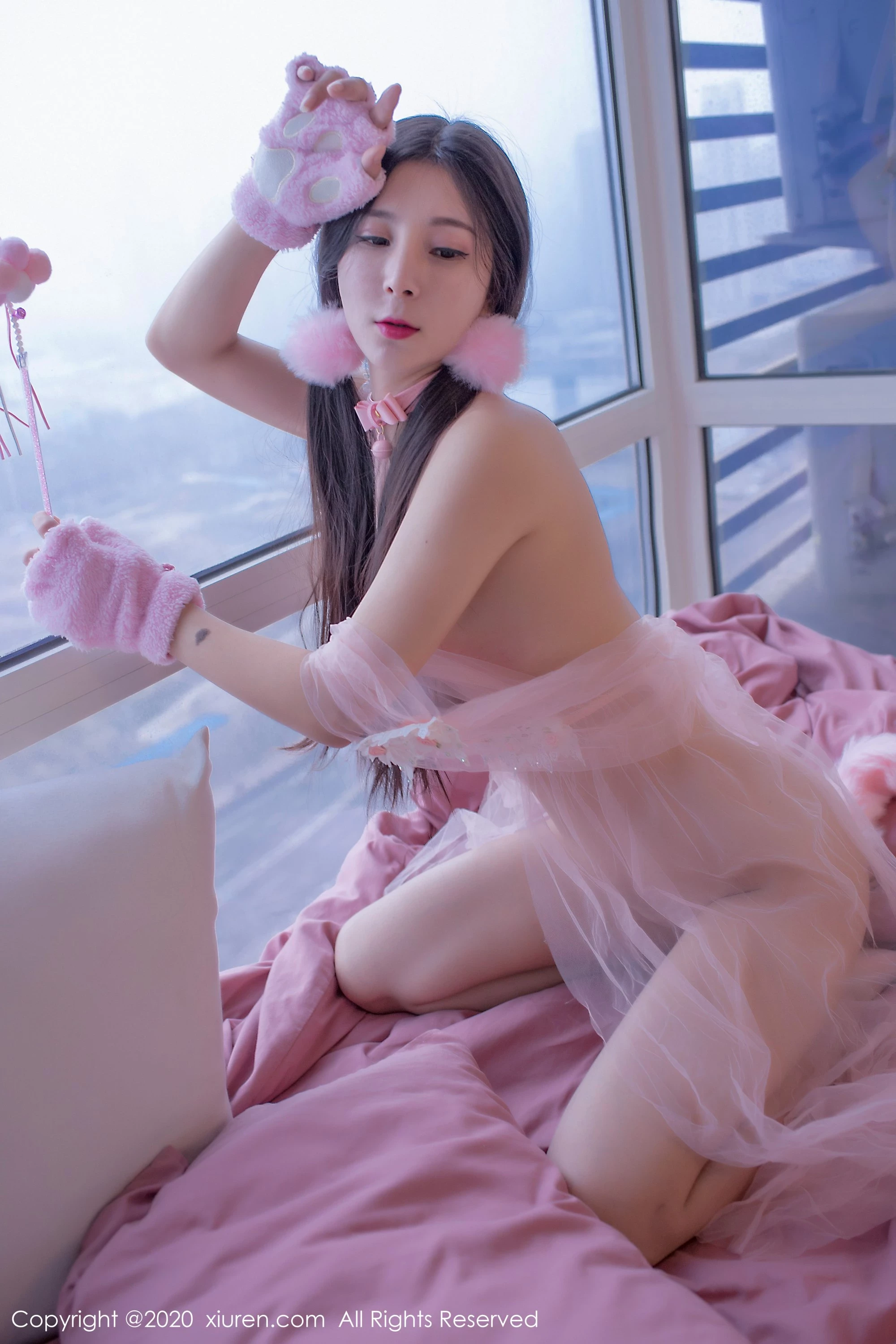 [Xiuren秀人网系列]2020.04.01 No.2120 小蛮妖_honey完整版无水印写真[76P]