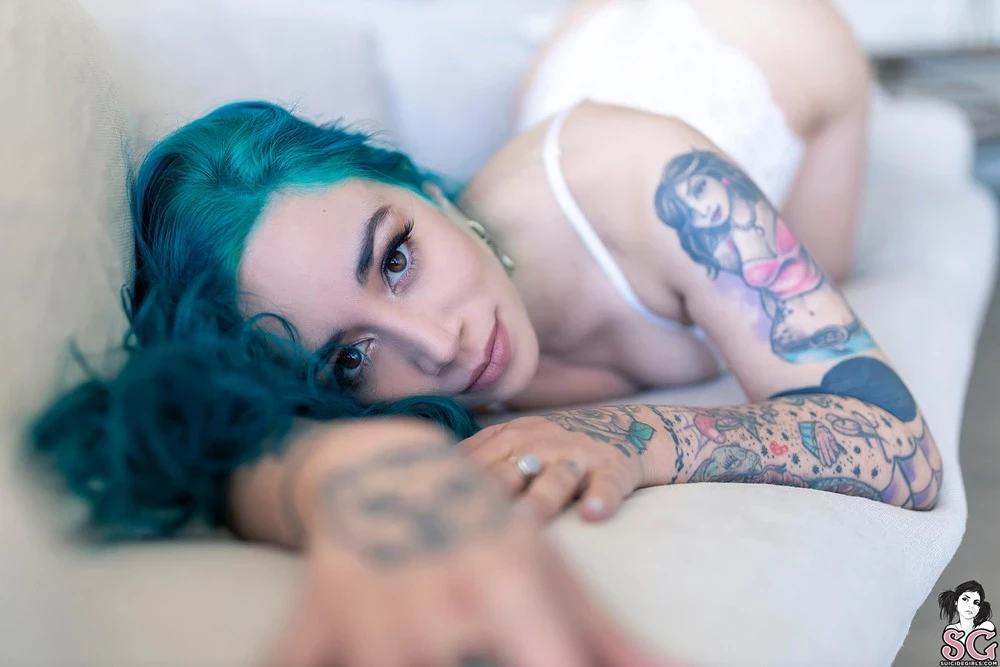 [Suicide Girls] Evilcatt - Come To My Blue Paradise