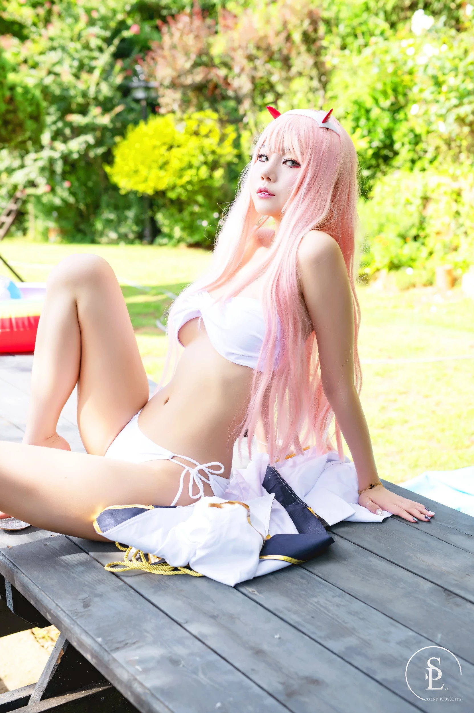 SAINT Photolife - Yuna [유나] - No.10 Zero Two [63P]