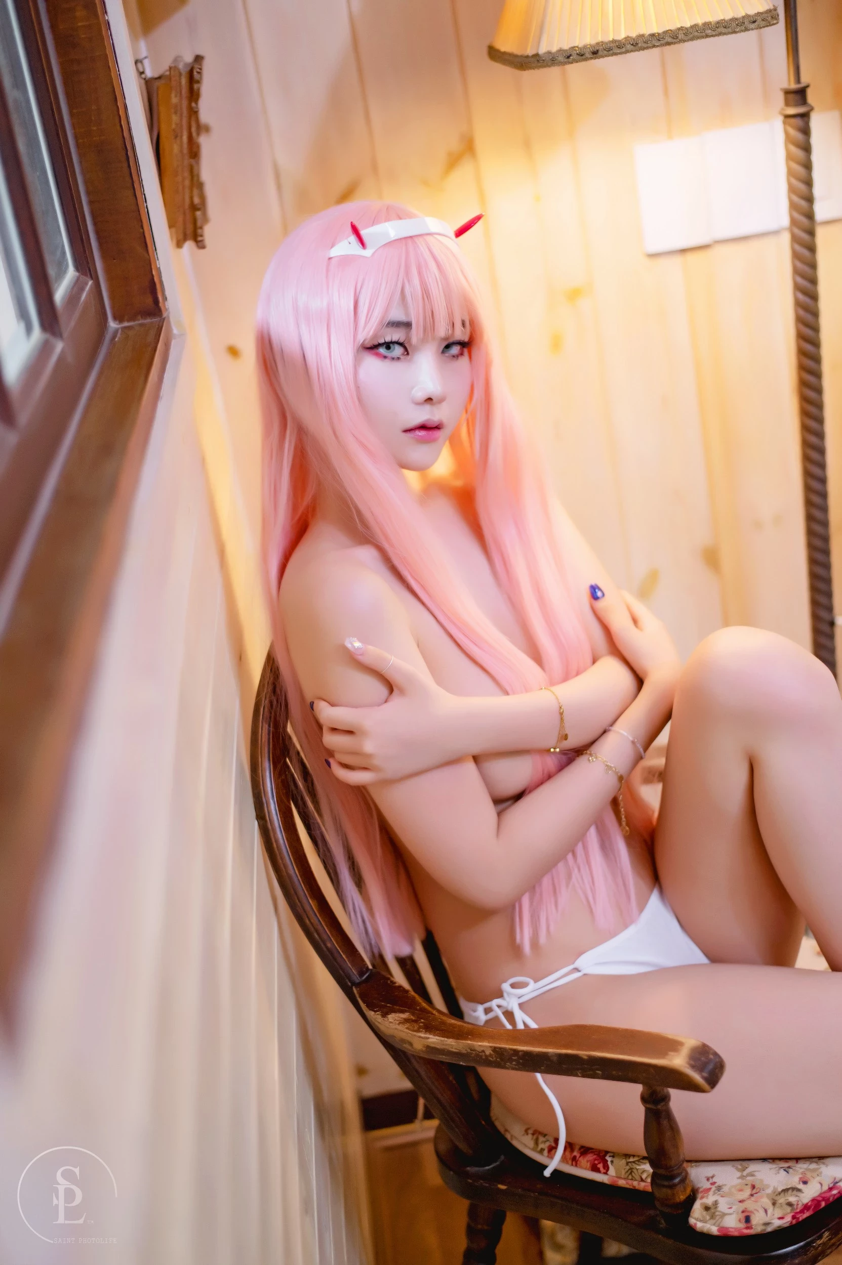 SAINT Photolife - Yuna [유나] - No.10 Zero Two [63P]