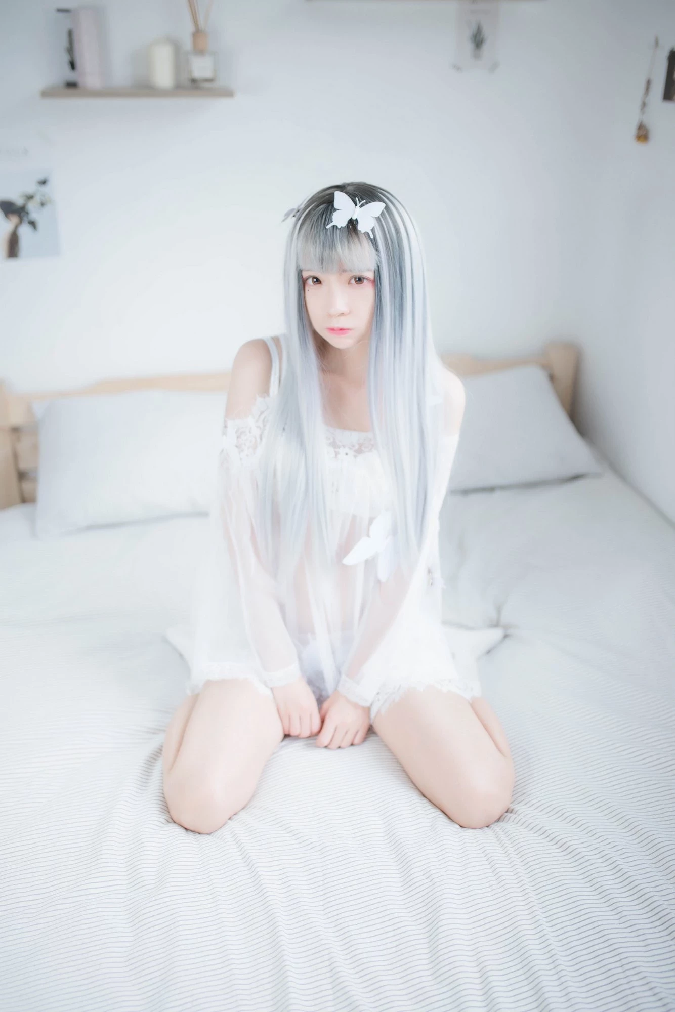 [COSER] 疯猫ss – 透明白沙的诱惑少女写真