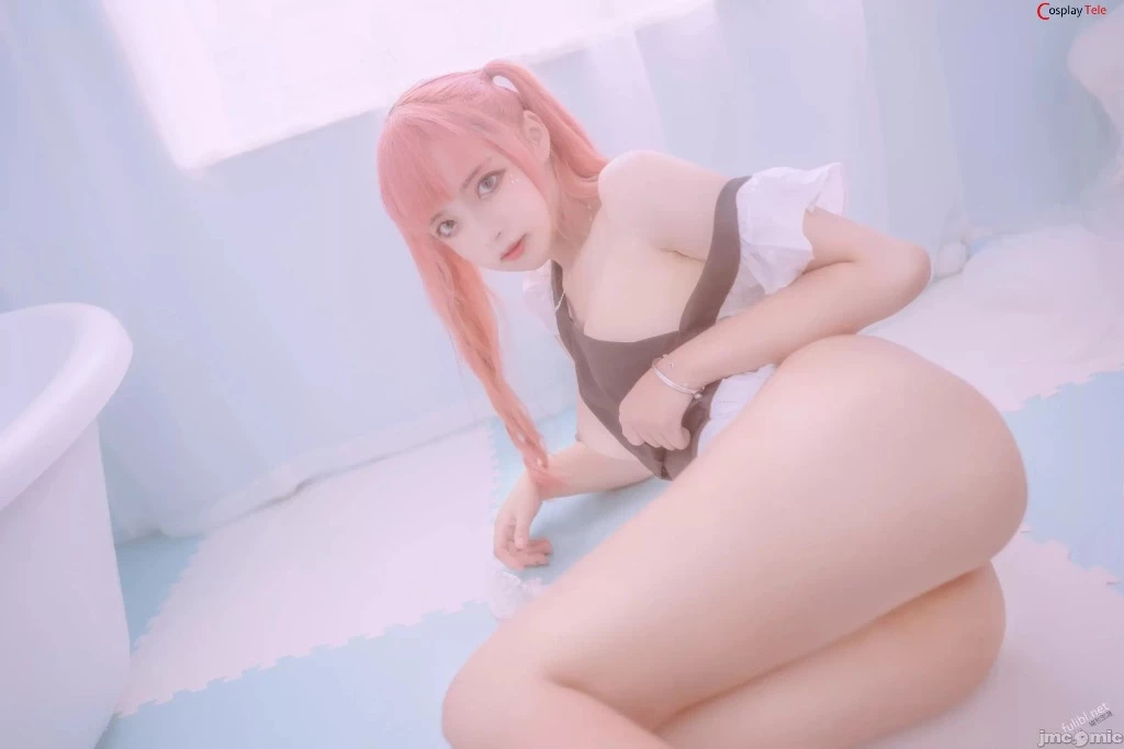 一只云烧 [BuckyClouds] – Pink maid set 粉红女仆 [93P]