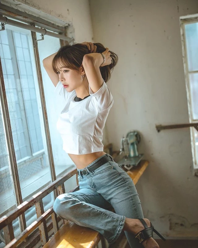 正妹时装模特儿Ara Jeong