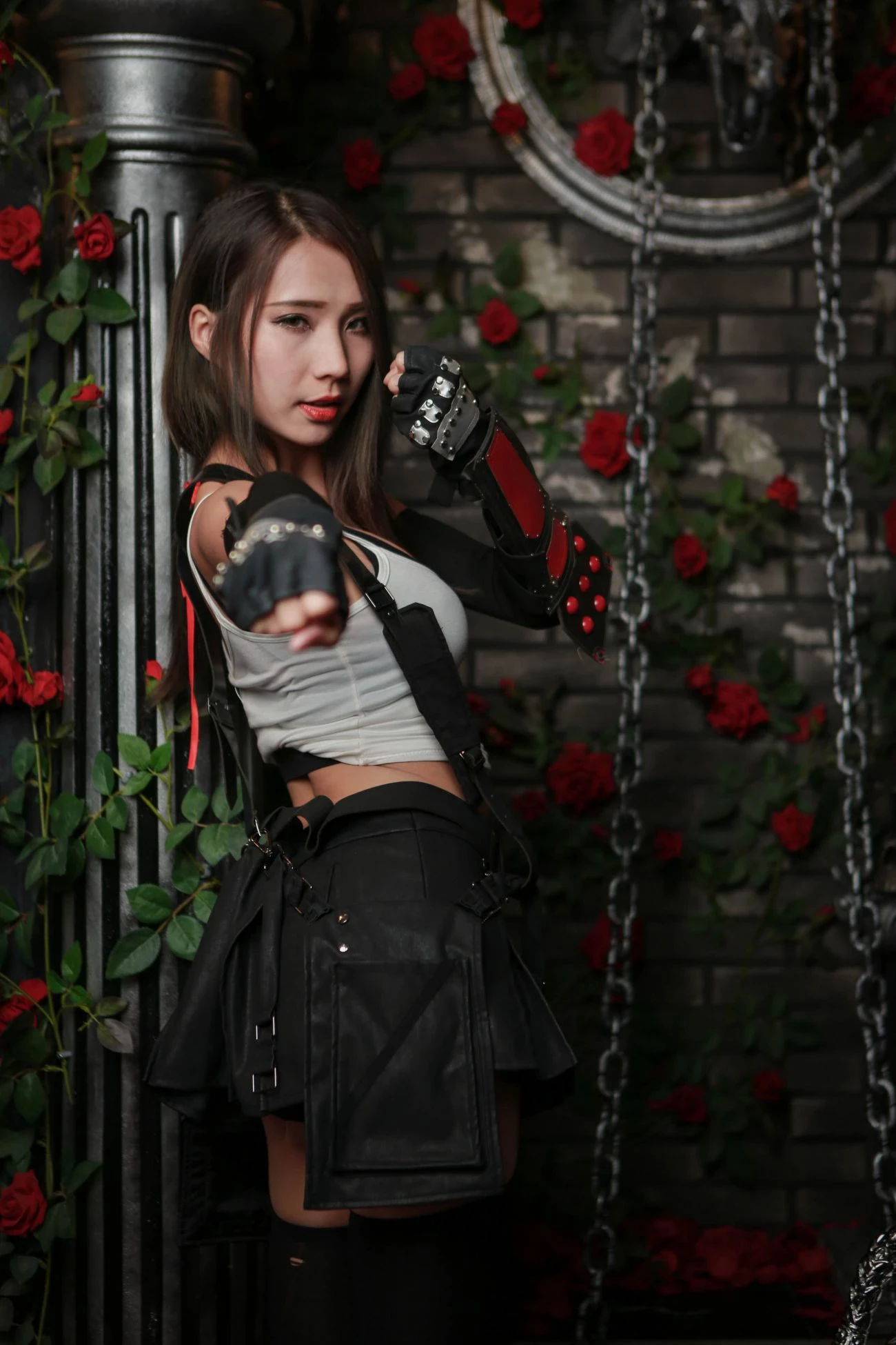 台湾腿模丝袜高跟鞋美腿棚拍 Anita 黄韵霏 Cos Tifa [54P]