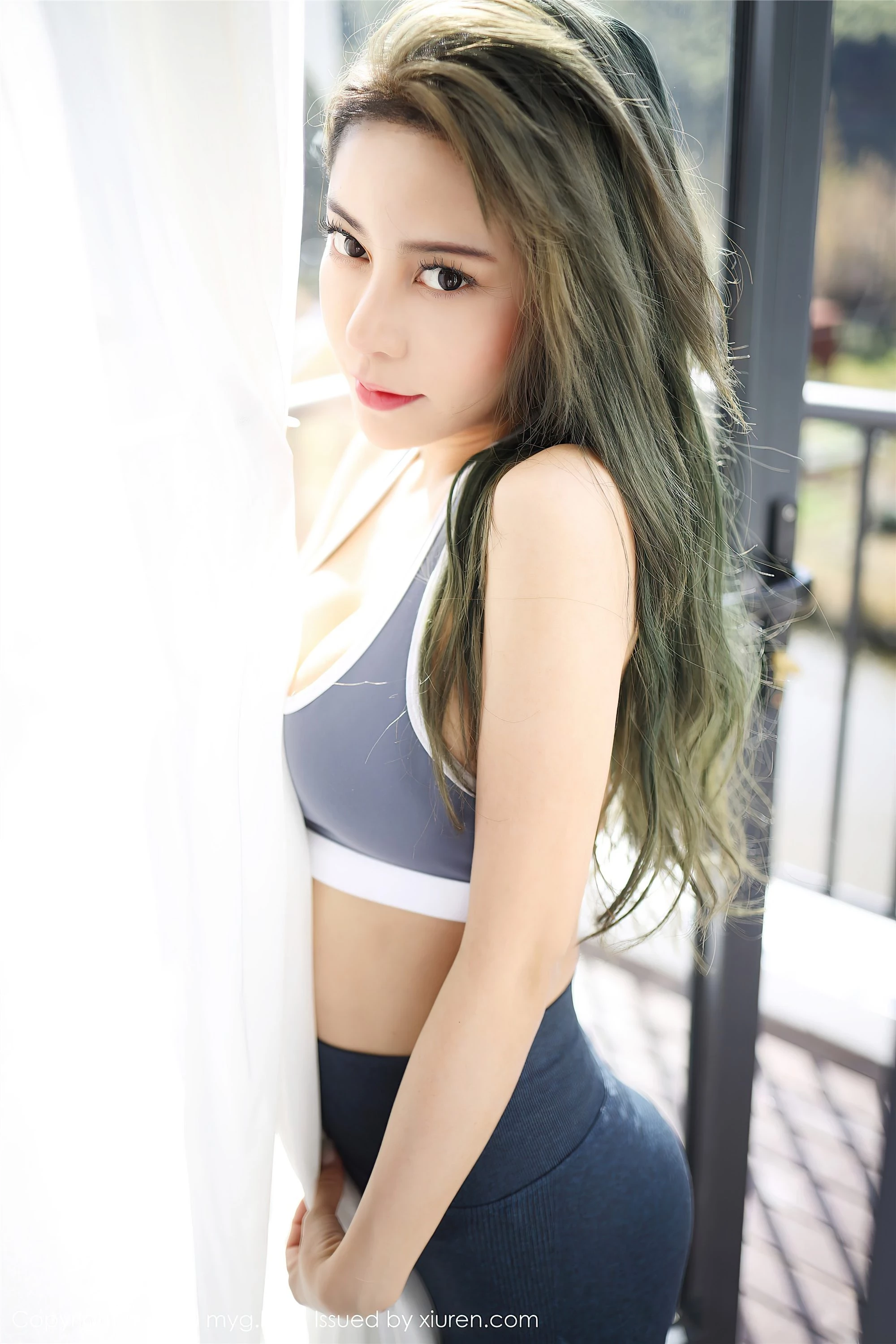 [MyGirl美媛馆系列]2020.11.12 Vol.456 monika九月 完整版无水印写真[42P]