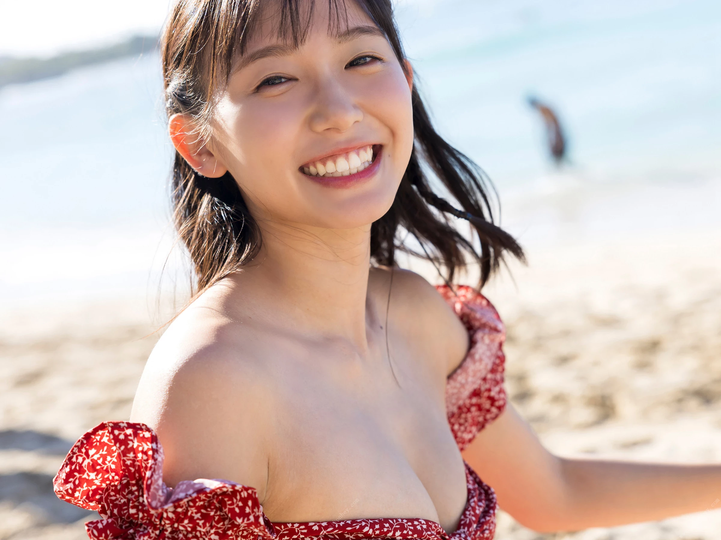 志田音音[Photobook] ハワイのねねまるホリデー 周刊ポストデジタル写真集 [136P]