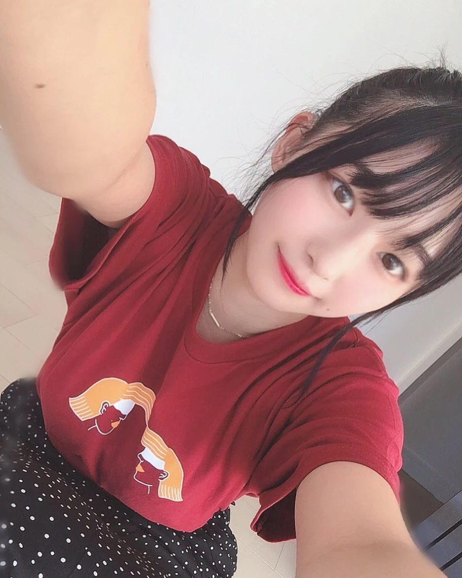 我婆！Ｆ杯配上童颜 写真新星~我妻ゆりか