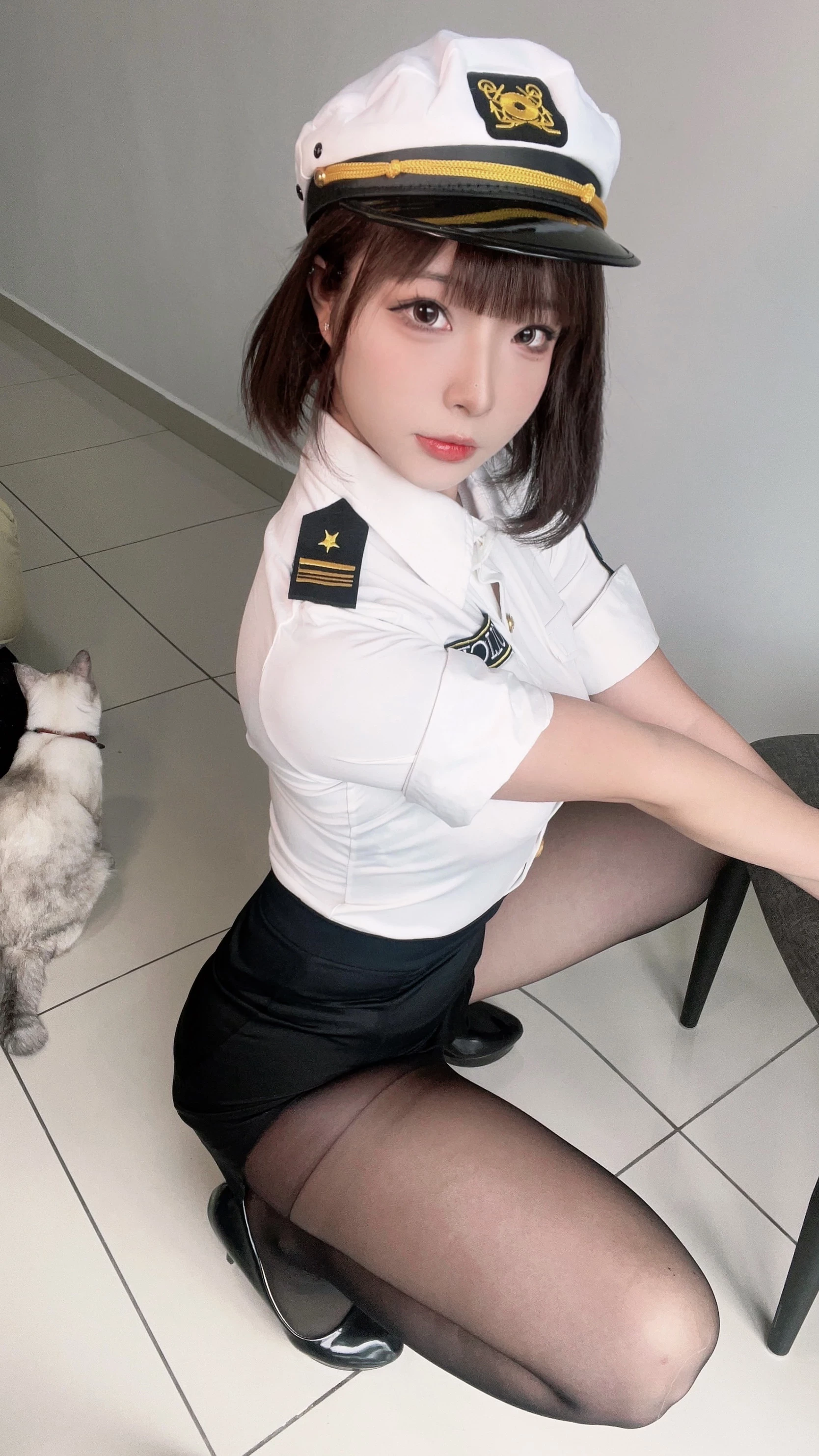 yuuhui玉汇 – Set B Bad Cop [48P]