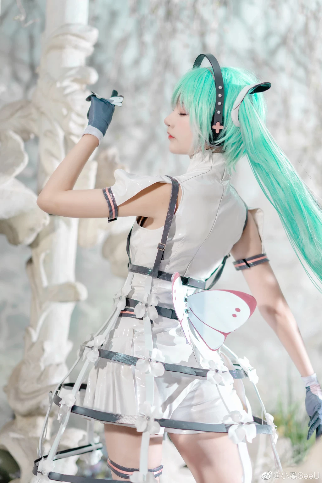 初音未來SEGA音游鳥籠ver.cos 初音ミク MIKU @小柔SeeU [11P]