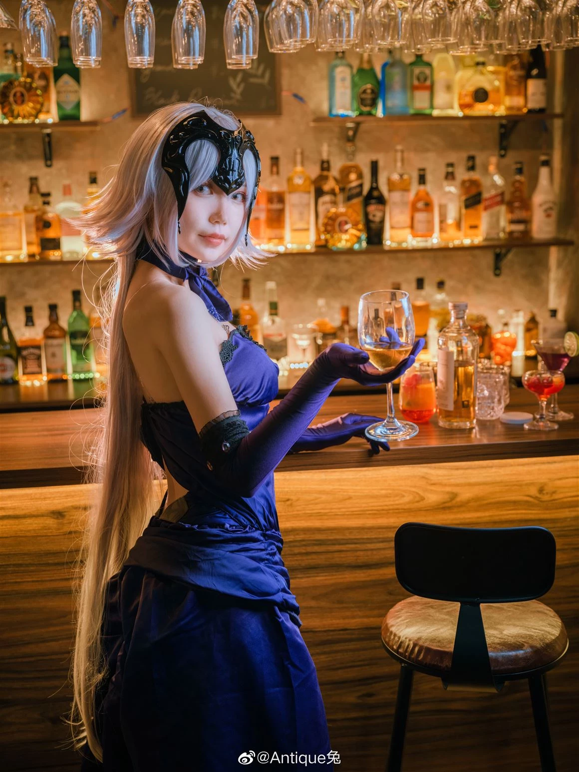 fgo貞德酒吧性感Cosplay美圖[CN：Antique兔] [11P]