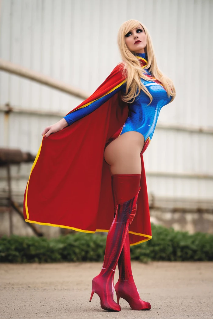 [Angie Griffin] Supergirl