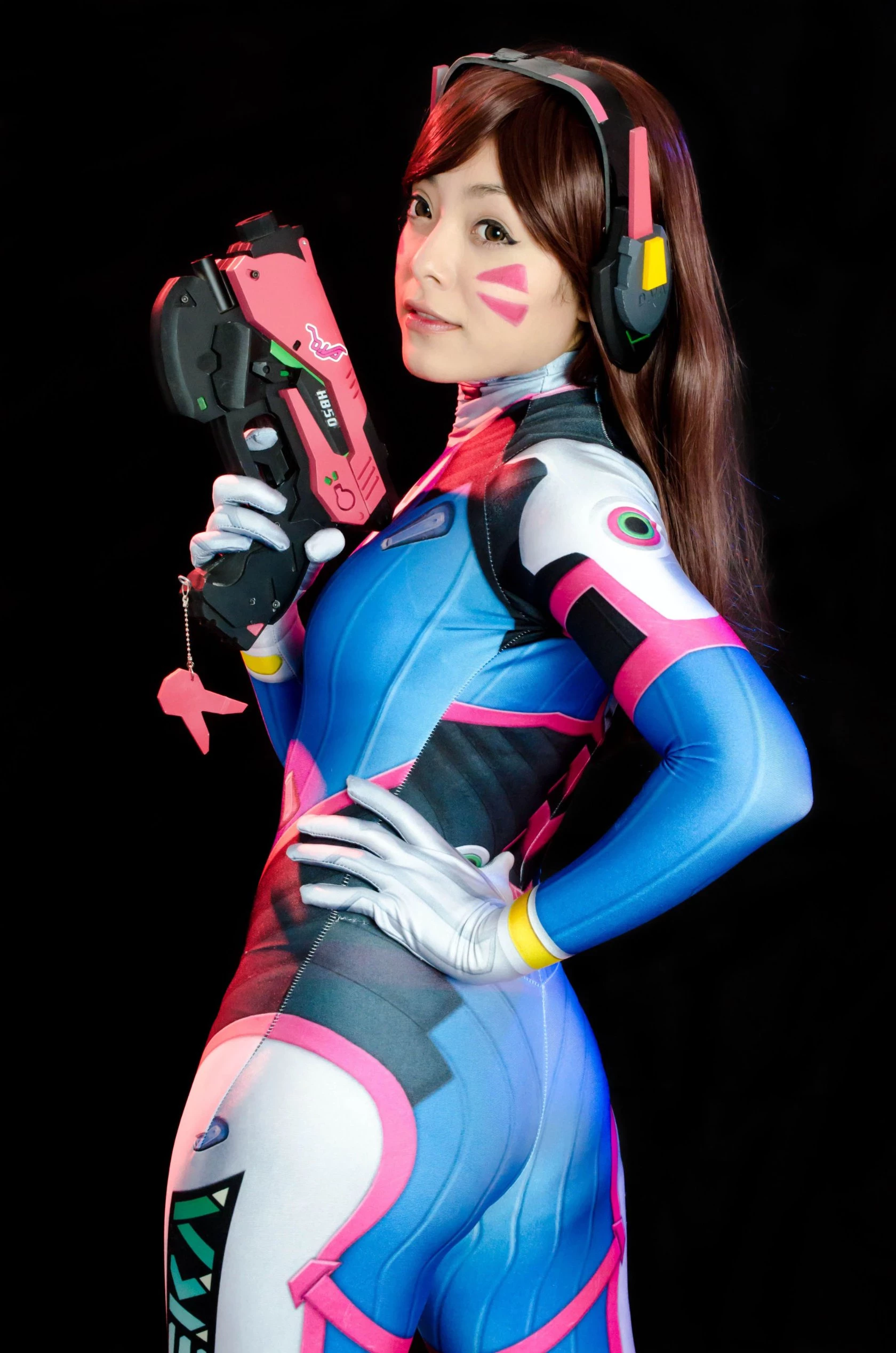 [Hitomi] DVa [25P]